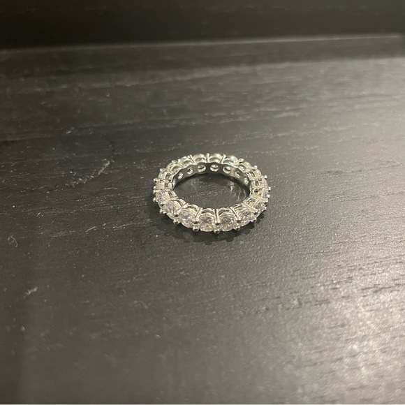 BRAND NEW! Silver ring | size 7 - Picture 2 of 4